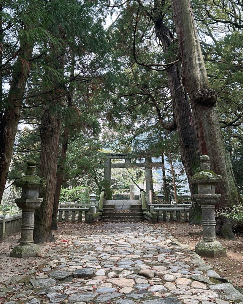 櫻井神社の太鼓橋