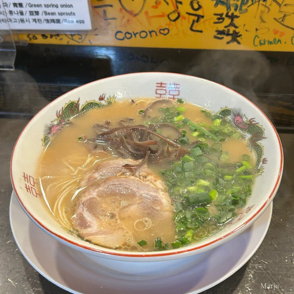 春吉ラーメンの博多とんこつラーメン