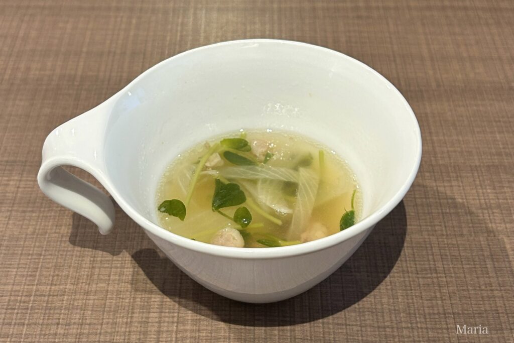 フォルクス スープバー 牛すじと野菜の海老スープ