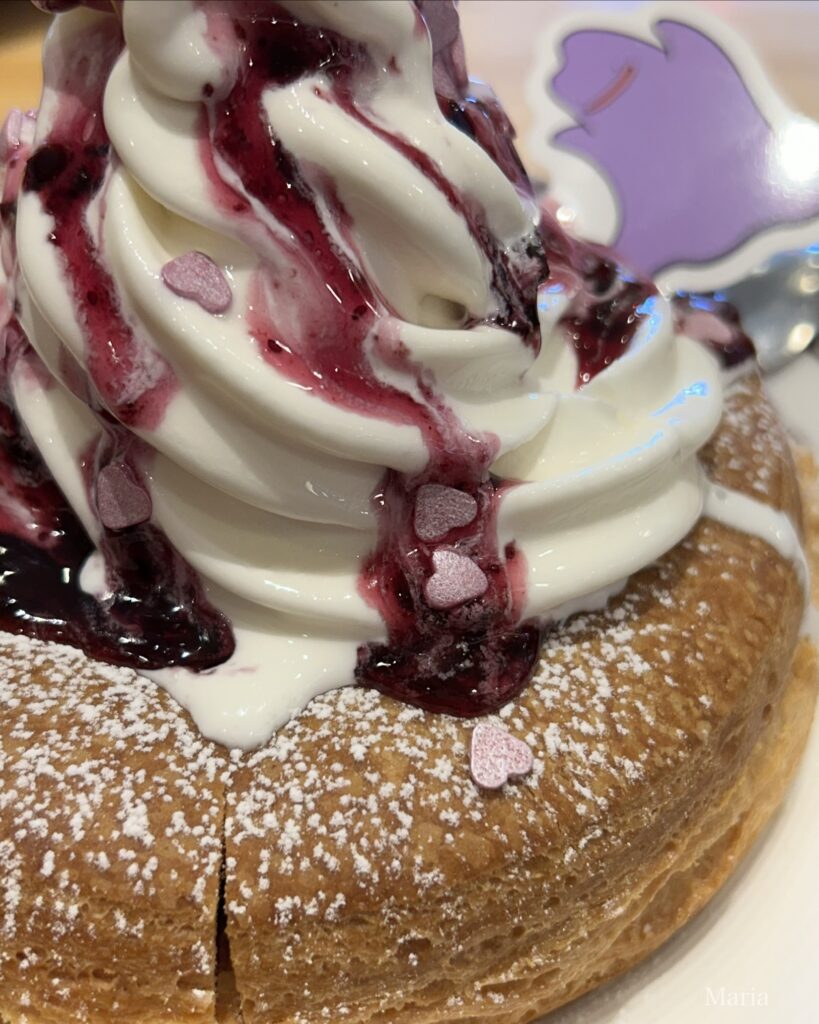 コメダ珈琲店 ポケモンといっしょだモン♪第１弾 オリジナルメニュー メタモンのシロノワール ブルーベリーフロマージュ